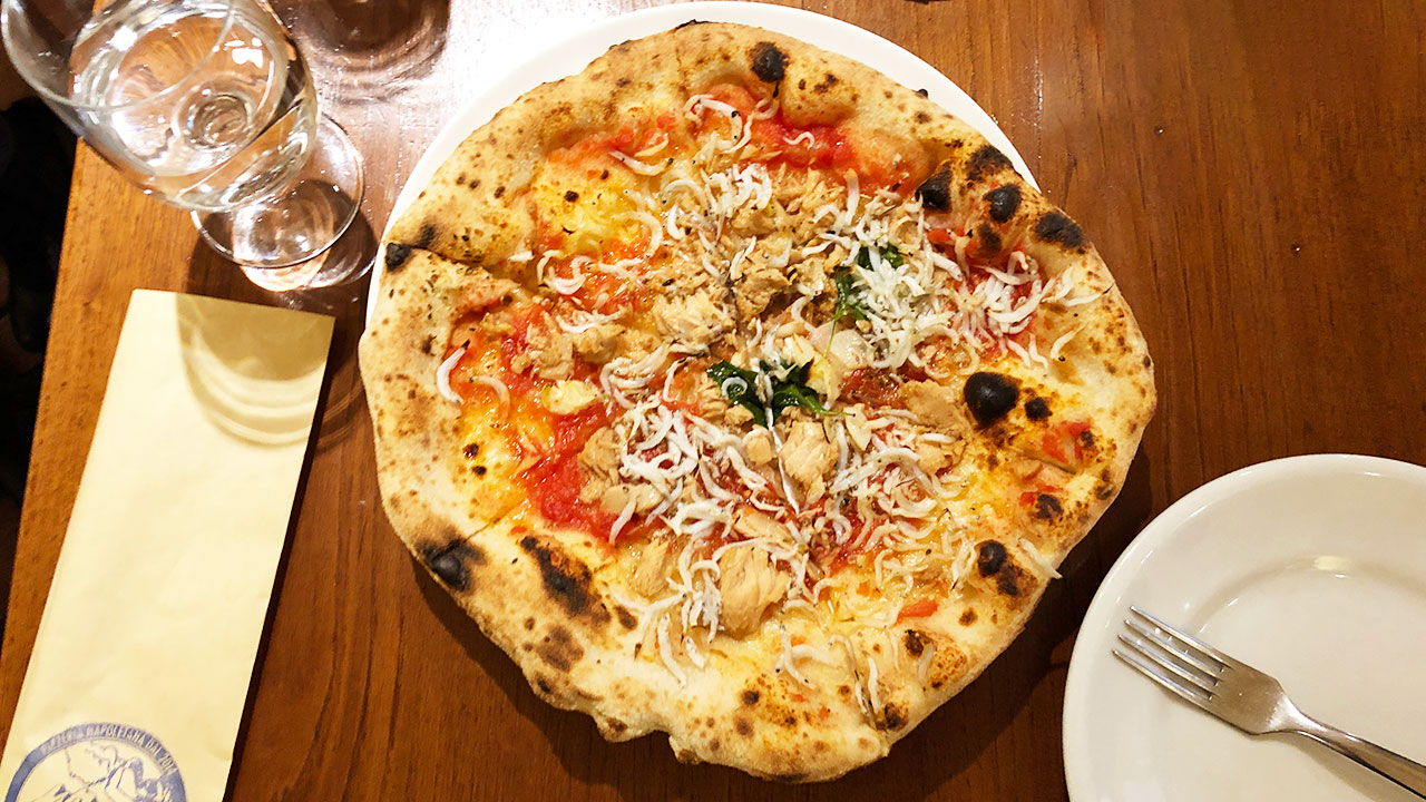 ピザの名店「ラ・トリプレッタ」はランチだとお得！しらすのピザ「チチニエッリ」が最高です！