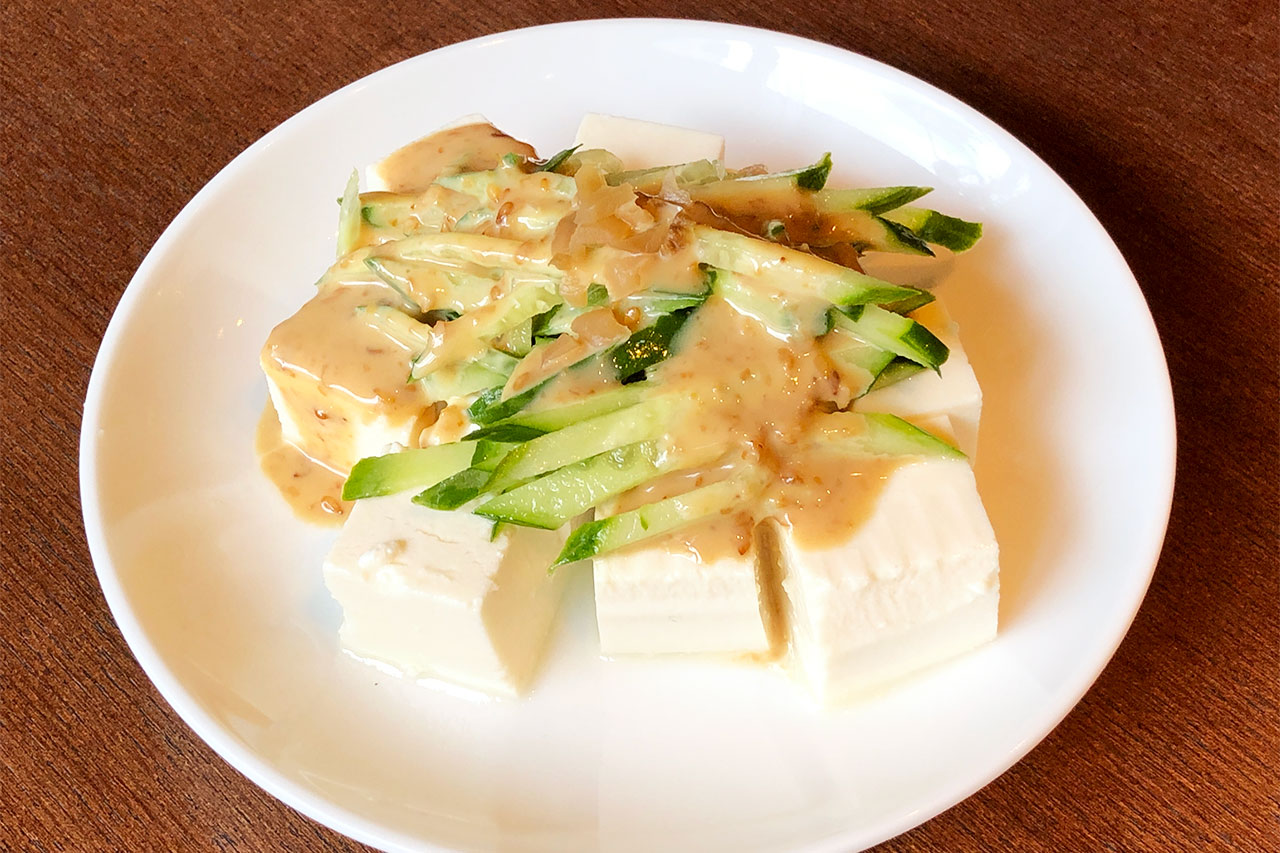 KajiCafeのランチにセットでつく豆腐サラダ