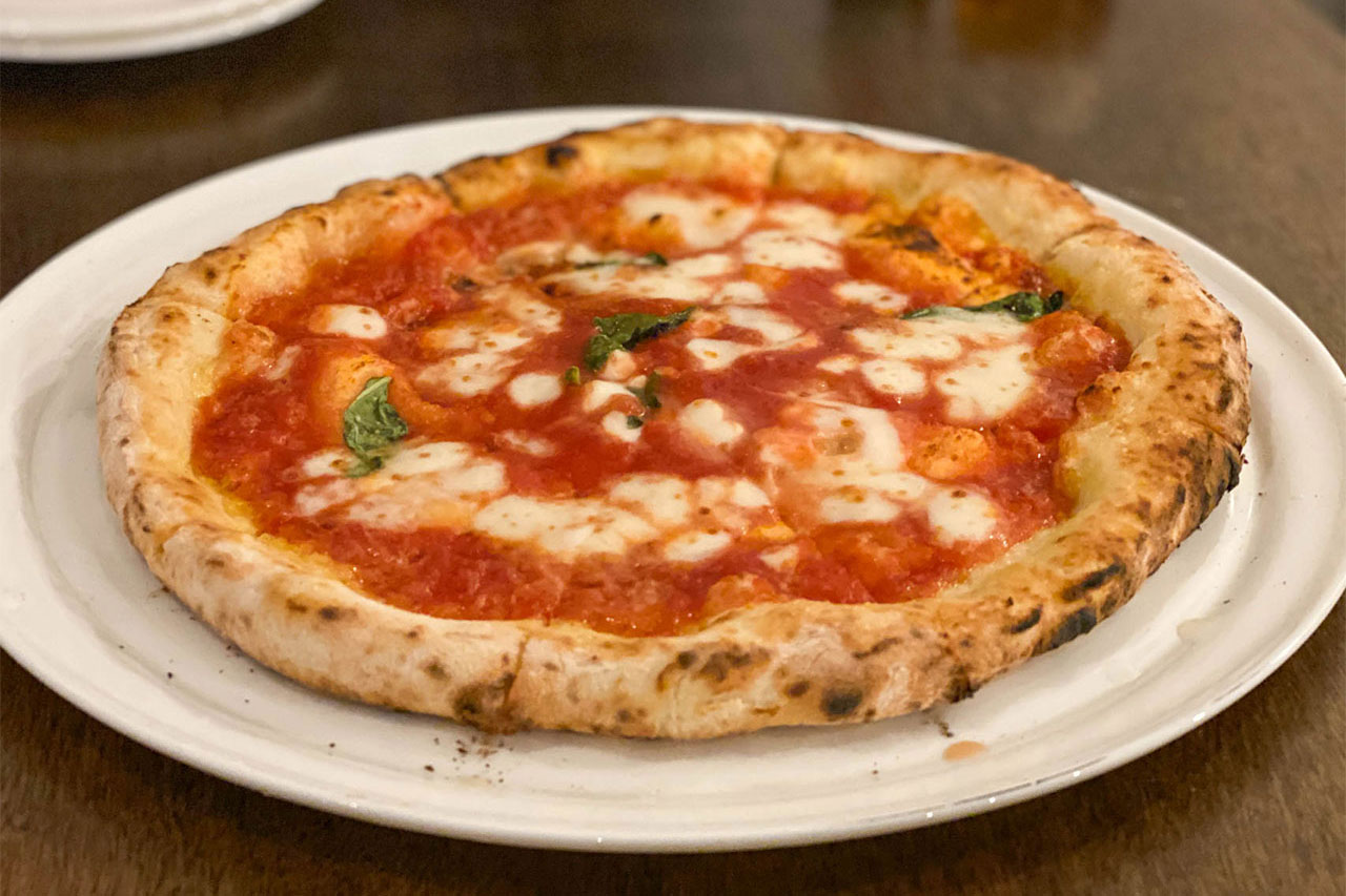 西小山「Pizzeria 244 (ピッツェリアニーヨンヨン)」で石窯焼きのピザが楽しめる！